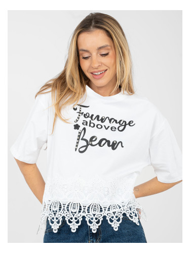 Бяла блуза с дантелена тапицерия