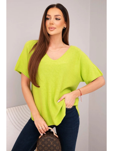 Дамски пуловер с къс ръкав и V-образно деколте