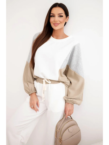 Дамски комплект от свободен пуловер и широки панталони