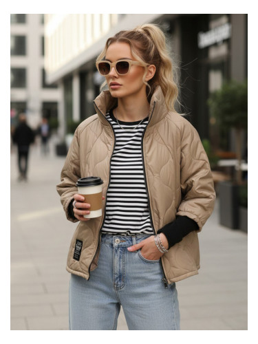 Ватирано бежово яке