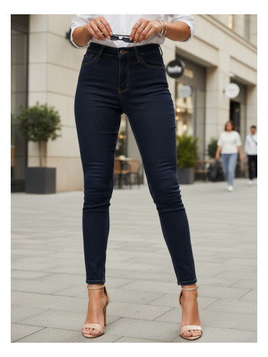 Дамски дънки с тесен крой