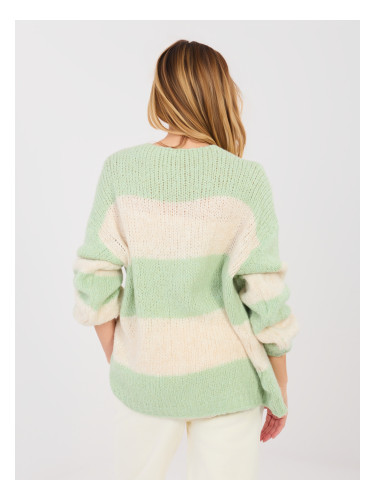 Светлозелен кардиган на райета