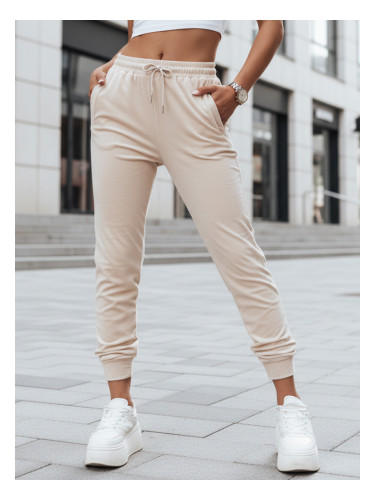 Бежови спортни панталони с джобове