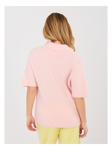 Светлорозов пуловер