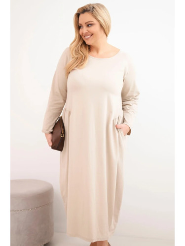 Памучна рокля с големи размери и дълги ръкави