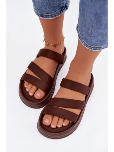 Дамски сандали на платформа с каишки, шоколадов цвят
