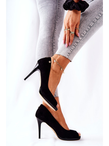 Черни велурени обувки Monnari