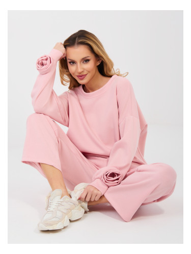 Розов анцуг