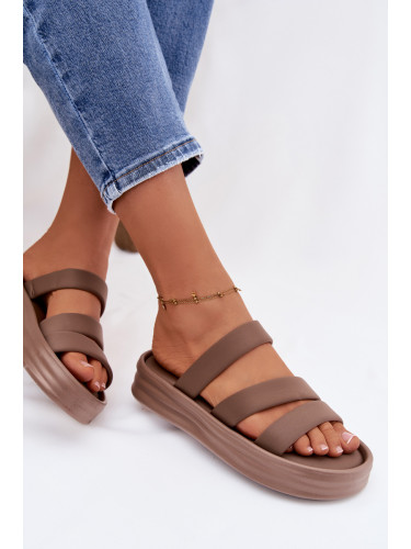 Дамски сандали на платформа с каишки в цвят каки