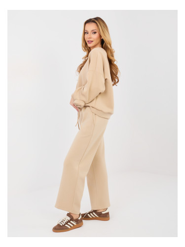 Бежов комплект анцуг