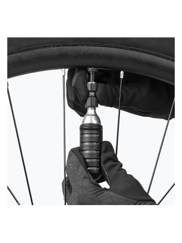 Велосипедна помпа Topeak Nano AirBooster с 1. Касета за СО2 16 г черна T-TNAB-16