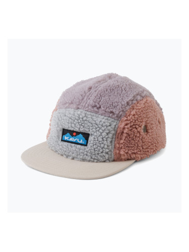 Зимна шапка  с козирка KAVU Fur Ball Camp pastel moon