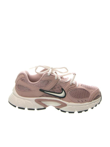 Дамски обувки Nike