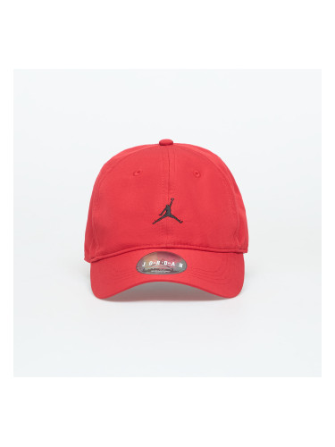 Шапка Jordan Jan Jordan Essentials Cap Gym Red Universal