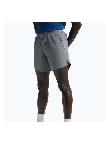 Мъжки шорти за бягане Nike Stride Dri-Fit Brief-Lined 7" smoke grey