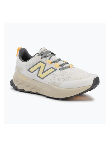 Дамски обувки за бягане New Balance Fresh Foam Garoe V2 sea salt/white peach/timberwolf