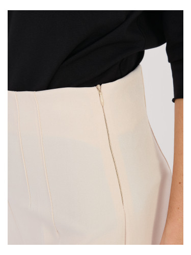 Светлобежови цигарени панталони