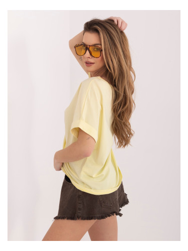 Пастелно жълта базова блуза