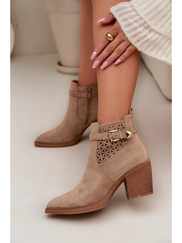 Дамски бежови боти до глезена с отворен модел