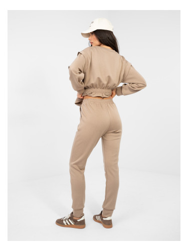 Комплект, изработен от мек материал, тъмнобежов