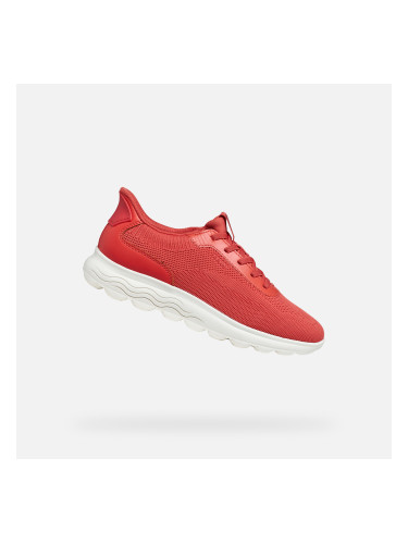 Дамски червени маратонки Geox Spherica Plus