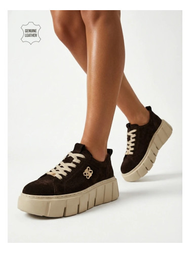 Дамски спортни маратонки от естествена кожа