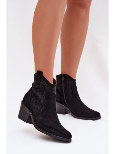 Дамски перфорирани боти на глезена с токчета S. BARSKI