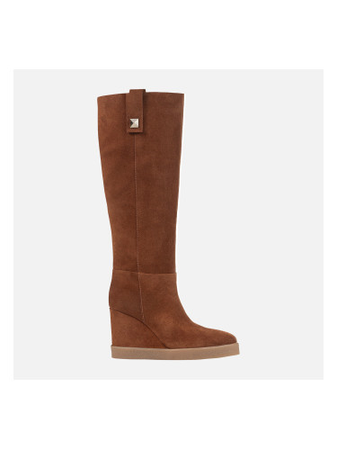 Кафяви дамски боти Geox на танкетка