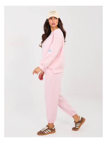 Розов анцуг