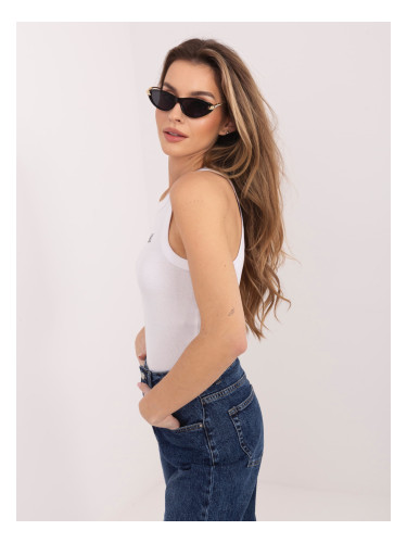 Бял дамски топ с бродирани букви