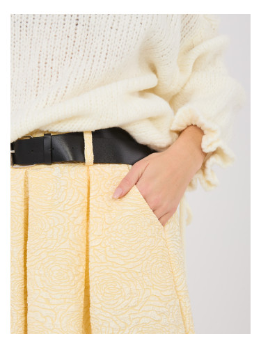 Светложълта миди пола