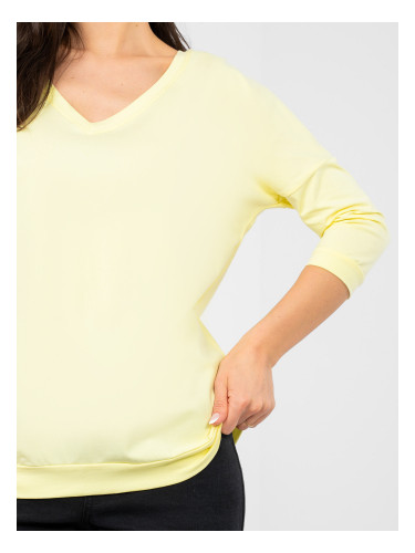 Пастелно жълта базова блуза