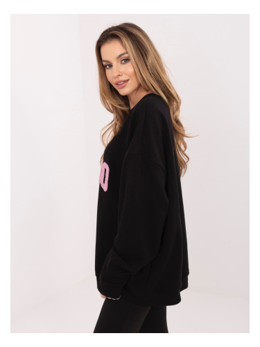 Дамски черен суичър с овърсайз дизайн