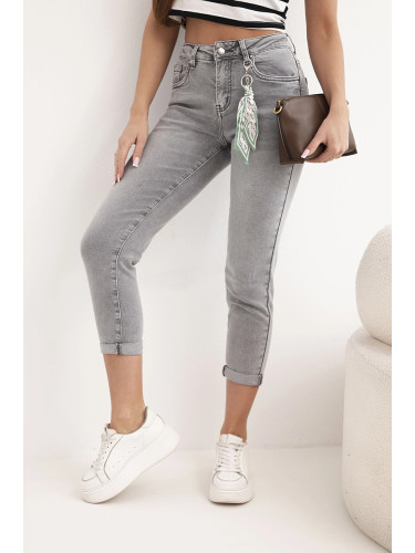 Дамски дънки тип „момчета“ с висока талия