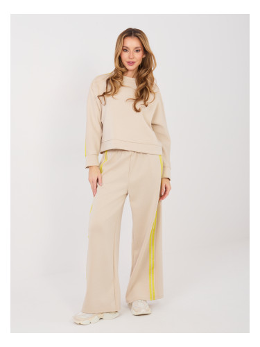 Бежов дамски комплект