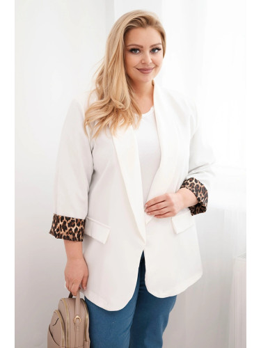 Дамско яке за големи размери с леопардова подплата