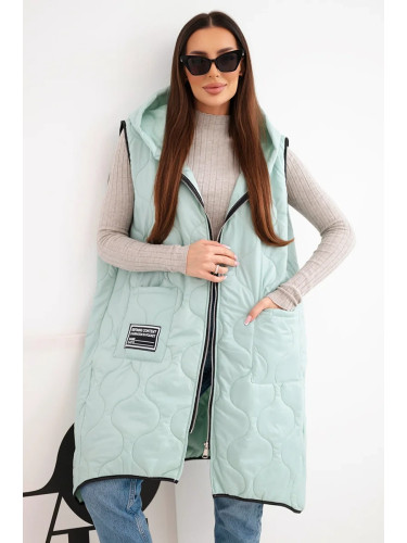 Дамски капитониран елек с качулка за големи размери в цвят мента