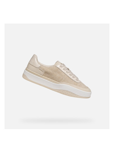 Бежови дамски маратонки Geox Dynamia