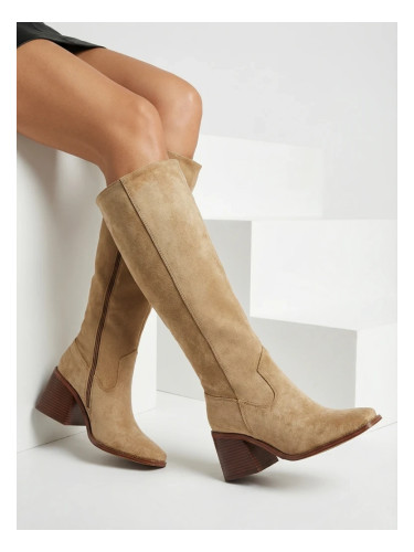 Дамски боти на ток от еко велур