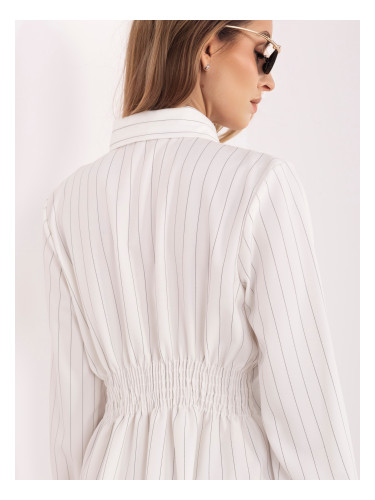 Рокля в екрю с отворен гръб и яка