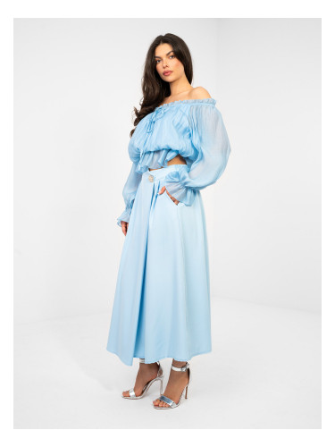 Пастелно синя пола с декоративно копче