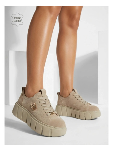 Дамски спортни маратонки от естествена кожа