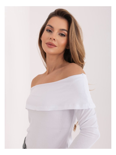 Бяла испанска блуза