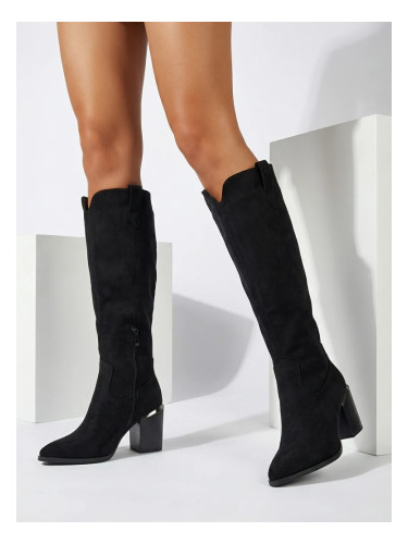 Дамски боти на ток от еко велур