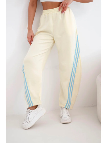 Дамски жълти панталони със странични райета