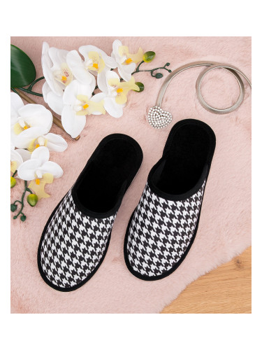 Дамски чехли Natural Style NS-088 черно-бели