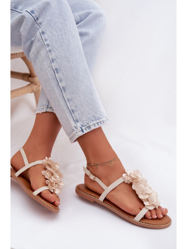 Дамски сандали с декоративни цветя