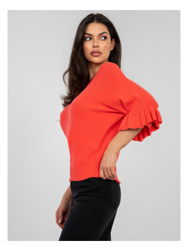 Дамски пуловер в коралов цвят с кръгло деколте