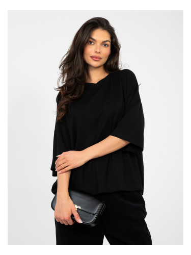 Черна блуза с кръгло деколте