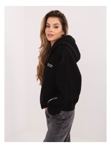 Черен суитшърт с цип и бродерия
